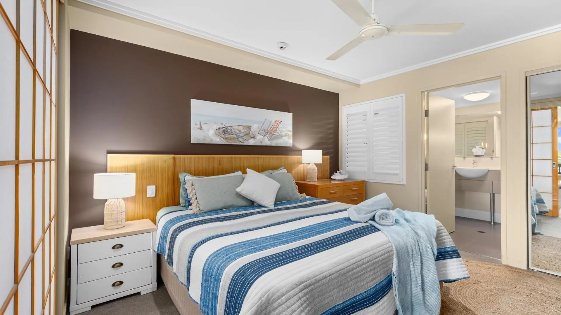 2Br 2Ba Apartment In Resort On The Esplanade With 2 Pools, Spa, Gym, And Parking Urangan